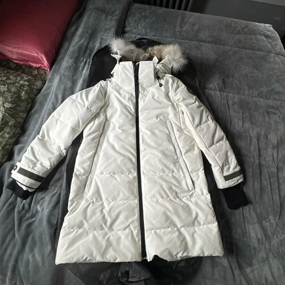 Canada Goose Ski & Snow Jacket - WHITE BRAND NEW WITH TAGS NEVER WORN